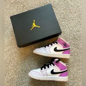 Jordan 1 mid PS barely grape black Size 12c (with box)